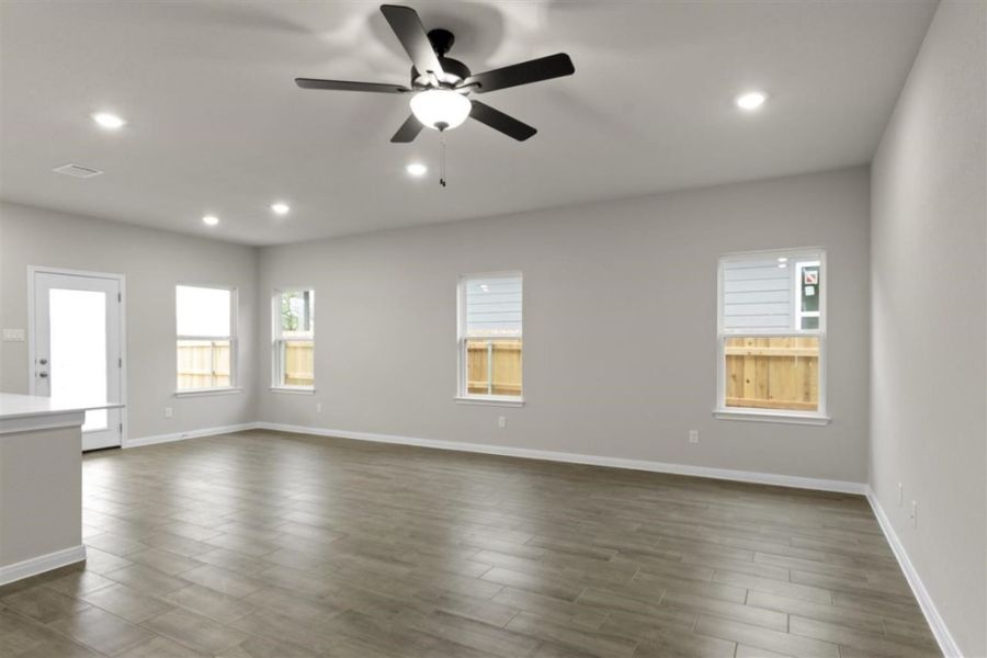 Spacious, unfurnished interior of a new home in Grande Estates, Bertram (Image 14). Spacious, unfurnished interior of a new home in Grande Estates, Bertram (Image 14).