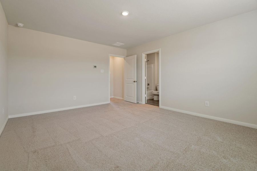 Spacious, unfurnished interior of a new home in Magnolia Woods, Magnolia (Image 18).