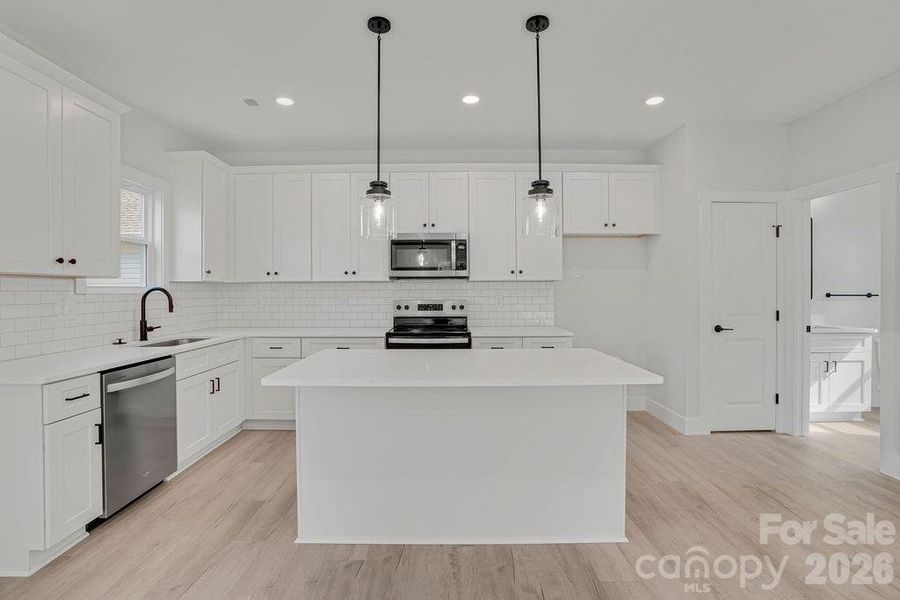 Furnished interior view inside a new home in , Gastonia (Image 7).