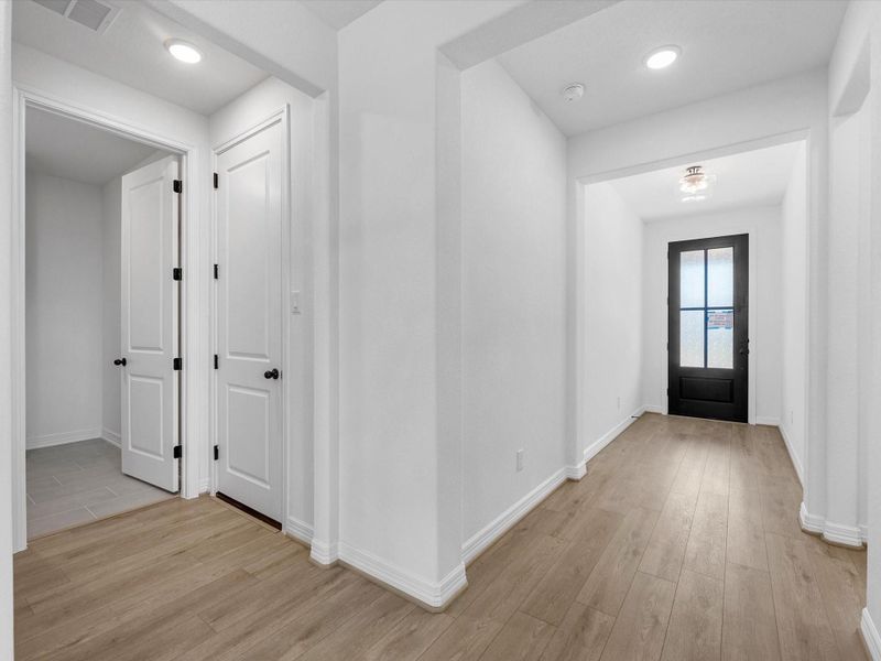 Spacious, unfurnished interior of a new home in Austin Point, Richmond (Image 23).