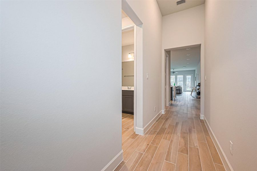 Image 16 of a home in Cane Island 50'.