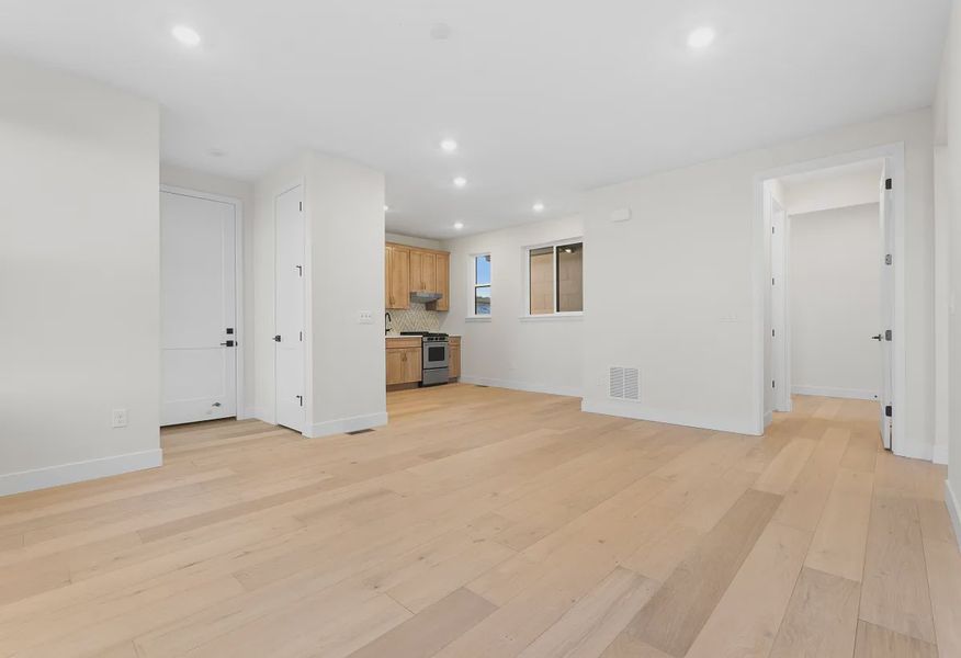 Homesite 315 Multi-Gen Living, Kitchenette + Dining - 14 of 18 Homesite 315 Multi-Gen Living, Kitchenette + Dining - 14 of 18