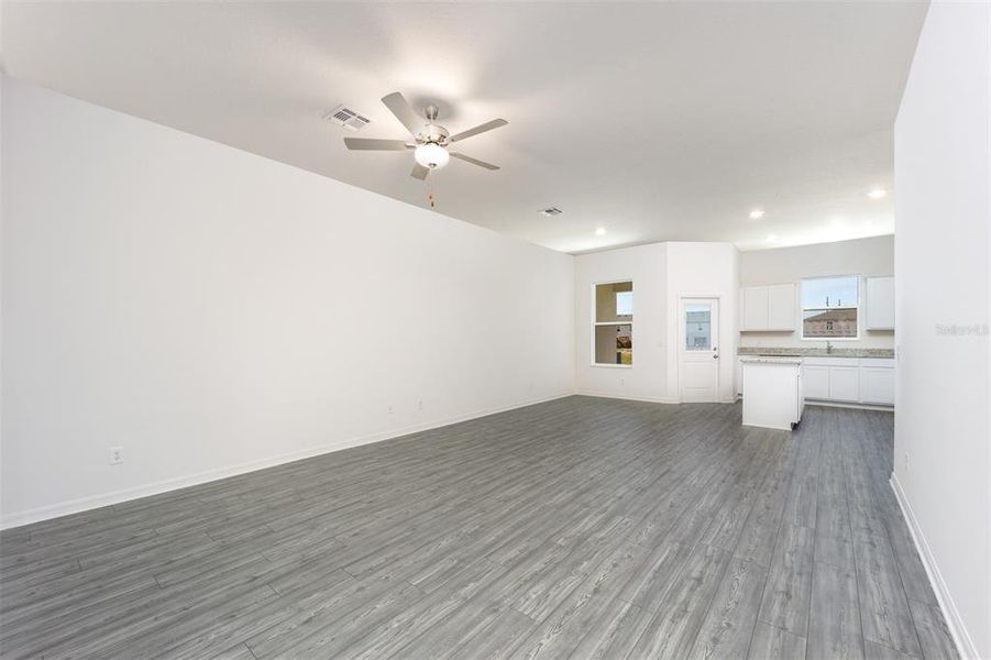 Spacious, unfurnished interior of a new home in Sol Vista, Dundee (Image 9).