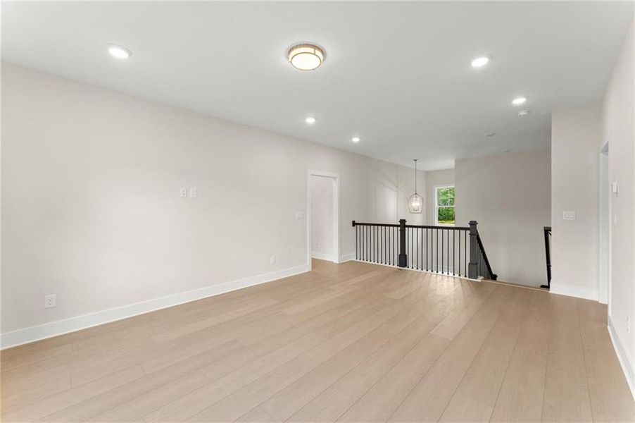 Spacious, unfurnished interior of a new home in Hillgrove Preserve, Powder Springs (Image 42).