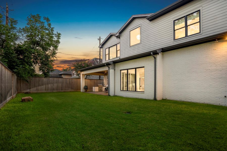 Front exterior of a new home in , Houston, TX, highlighting curb appeal (Image 22).