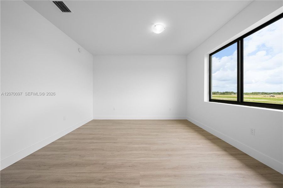 Spacious, unfurnished interior of a new home in Century Park Square, Florida City (Image 29). Spacious, unfurnished interior of a new home in Century Park Square, Florida City (Image 29).