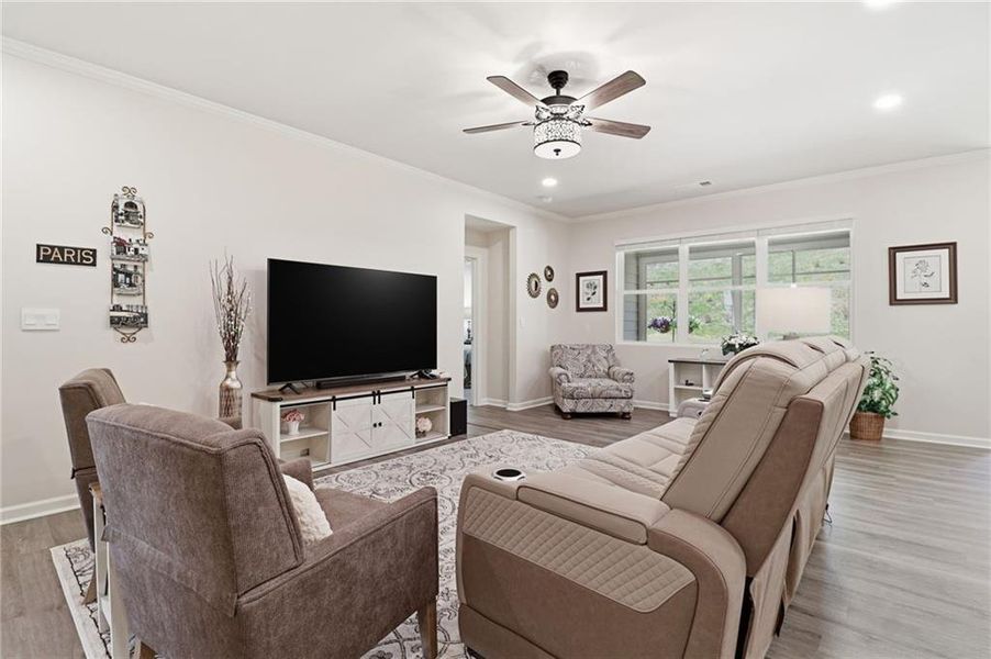 Furnished interior view inside a new home in , Dallas (Image 15).