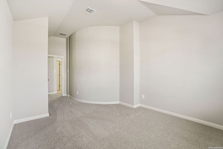 Spacious, unfurnished interior of a new home in Estancia Ranch - Classic Series, San Antonio (Image 41).