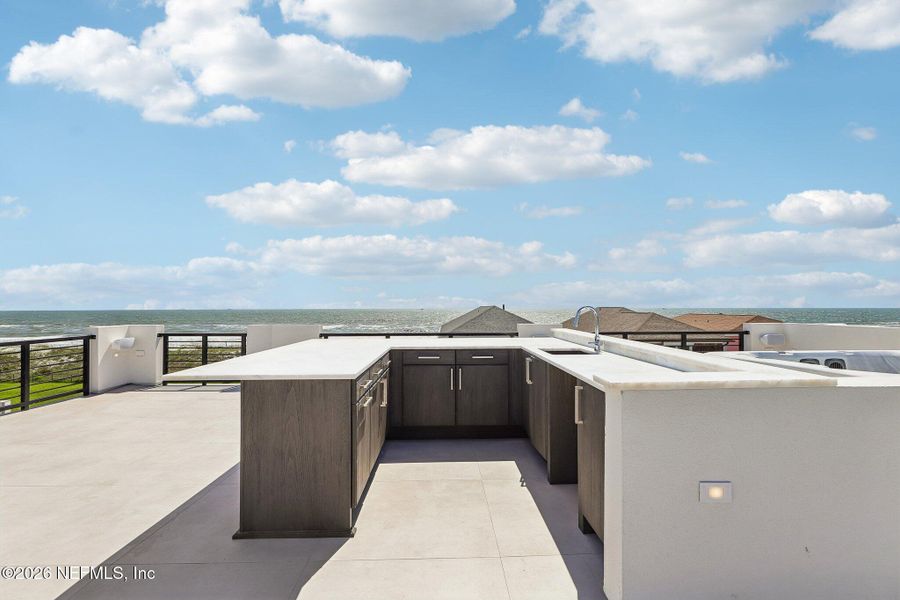 Exterior details and patio area of a home in , Jacksonville Beach (Image 32).
