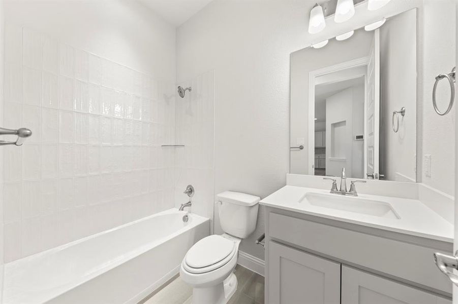 06. 3209 Agnew - 2ND Bath