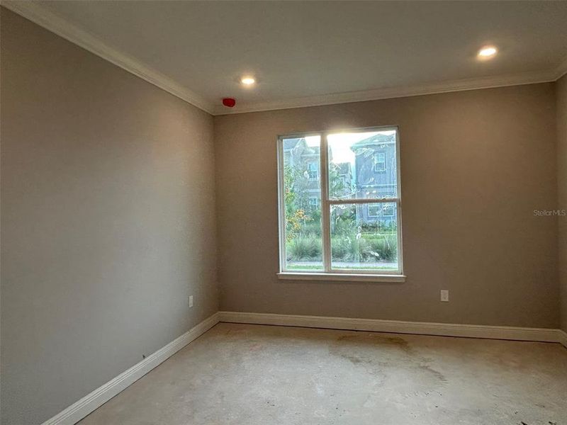 Spacious, unfurnished interior of a new home in Laureate Park, Orlando (Image 33).