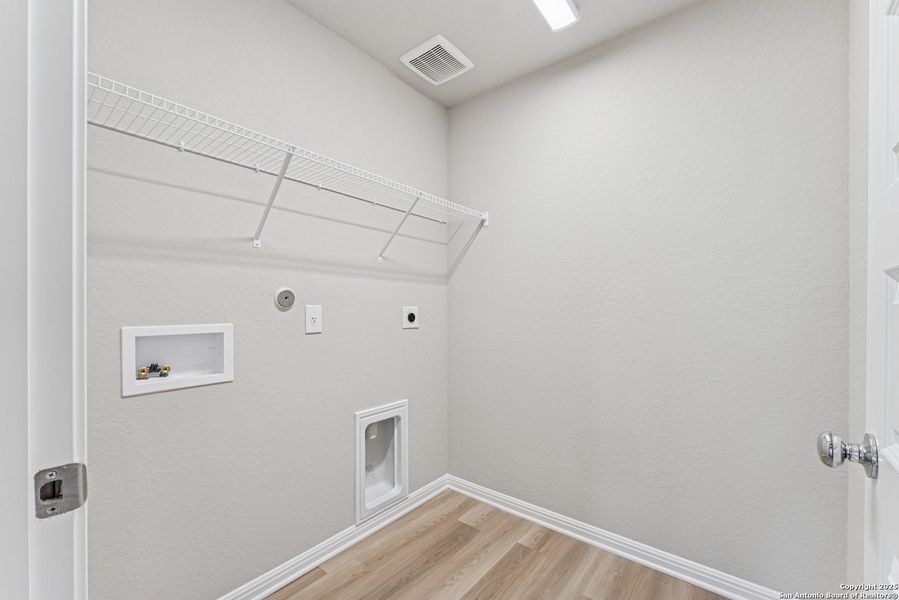 Image 41 of a home in Mesquite Ridge. Image 41 of a home in Mesquite Ridge.