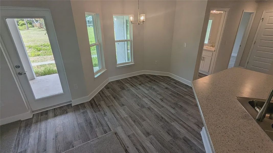 Spacious, unfurnished interior of a new home in Sebastian Highlands, Sebastian (Image 12).