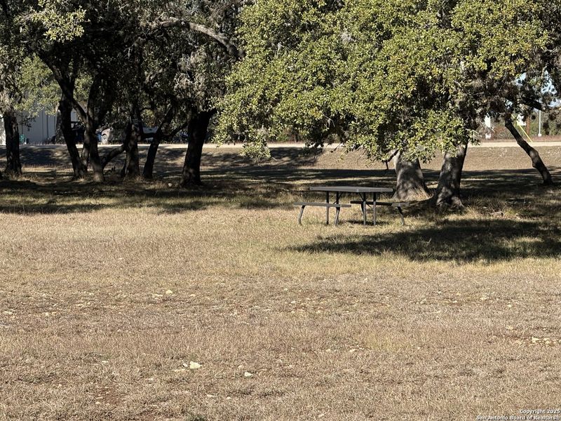 Natural landscape and outdoor views near in Bandera (Image 33). Natural landscape and outdoor views near in Bandera (Image 33).