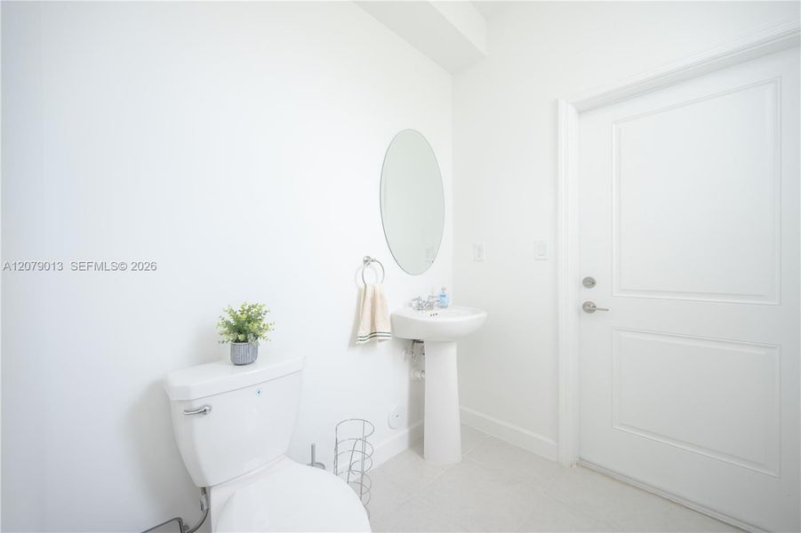 Furnished interior view inside a new home in , Miami (Image 5).