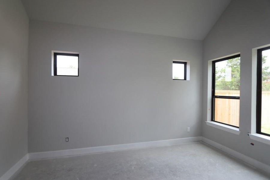 Image 28 of a home in Kresston.