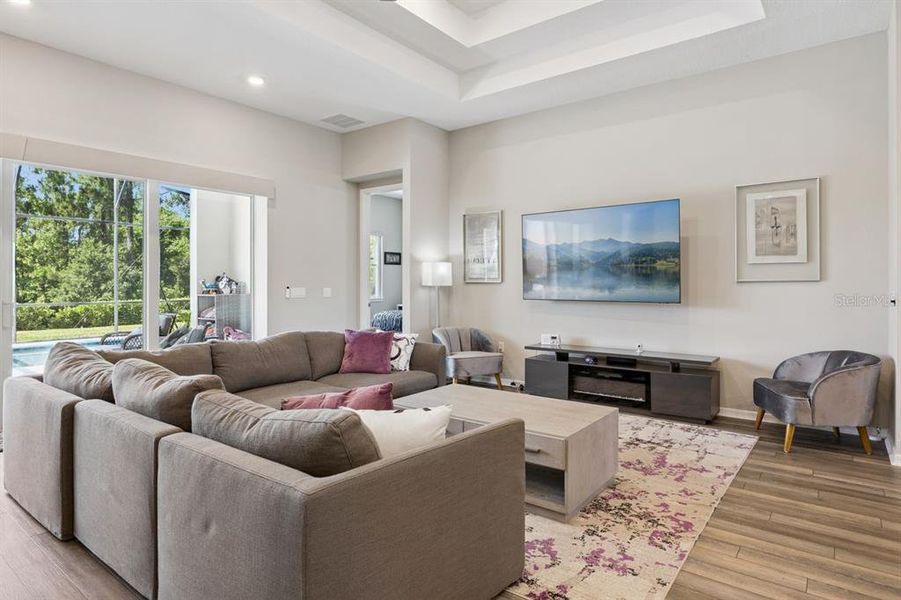 Furnished interior view inside a new home in , Winter Garden (Image 10).