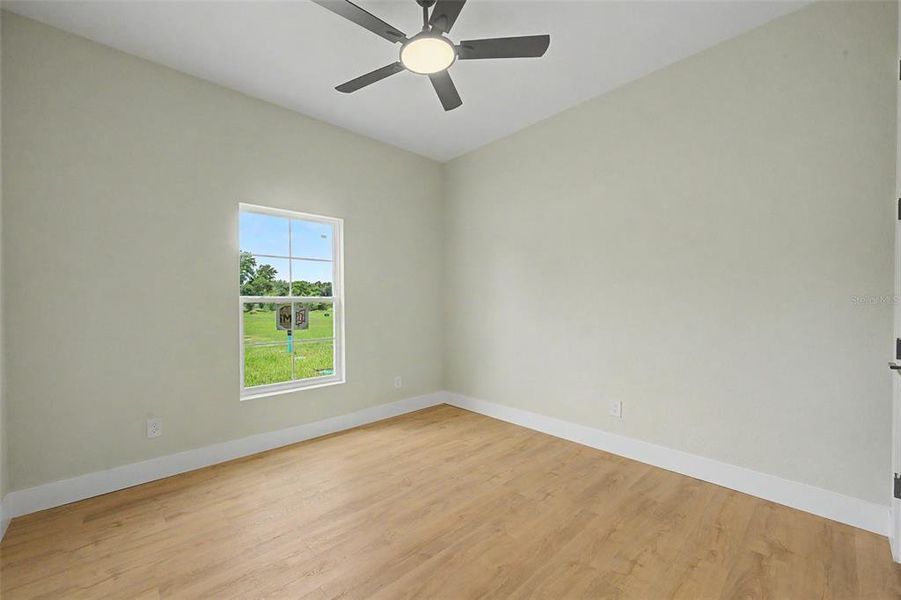 Spacious, unfurnished interior of a new home in , Sebring (Image 21).