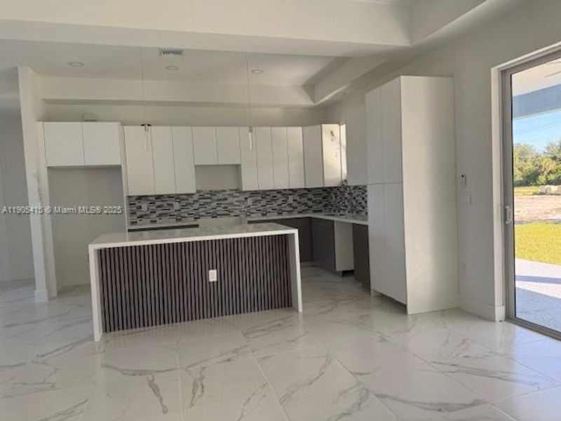 Furnished interior view inside a new home in , Lehigh Acres (Image 12).