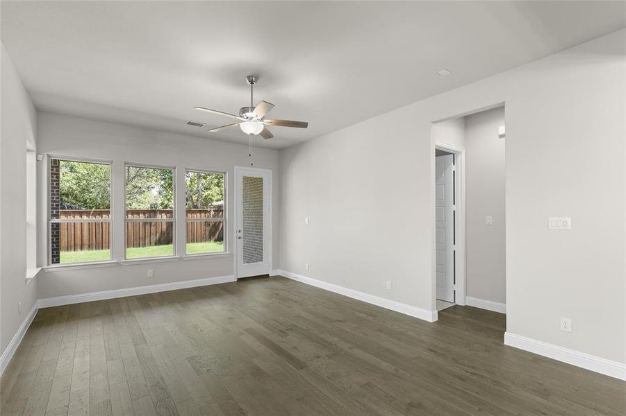 3614 Finnian Family 2 3614 Finnian Family 2