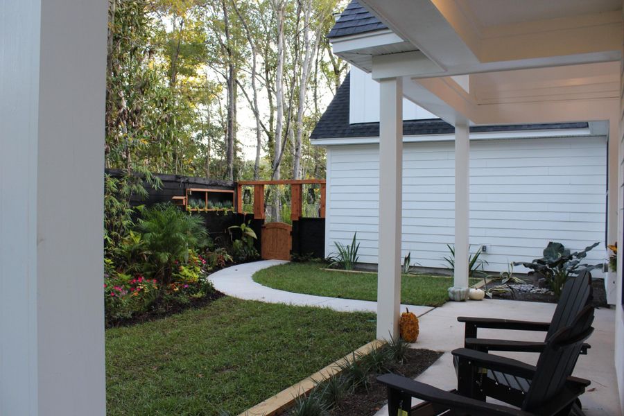 Exterior details and patio area of a home in , Awendaw (Image 20).