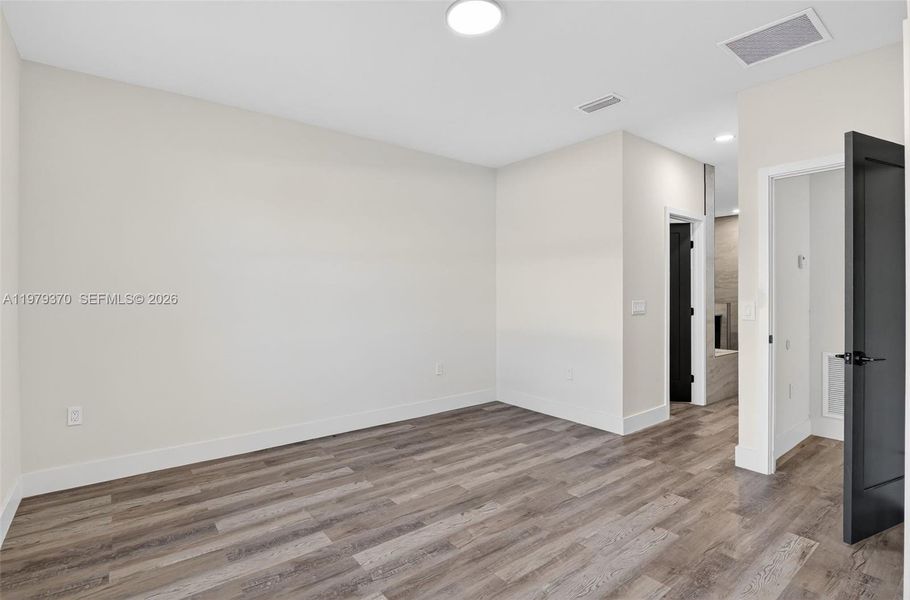 Spacious, unfurnished interior of a new home in , Lehigh Acres (Image 17). Spacious, unfurnished interior of a new home in , Lehigh Acres (Image 17).