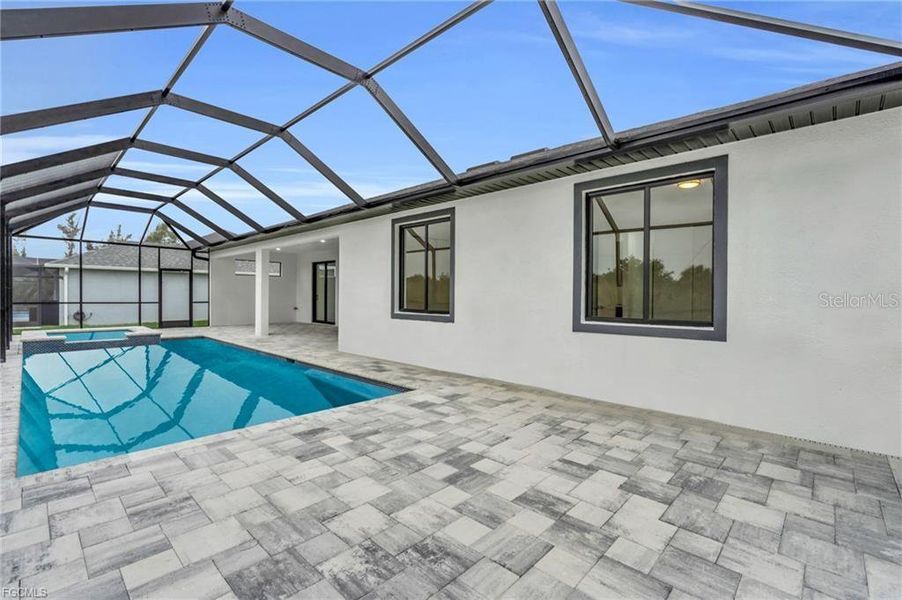 Exterior details and patio area of a home in , Port Charlotte (Image 3).