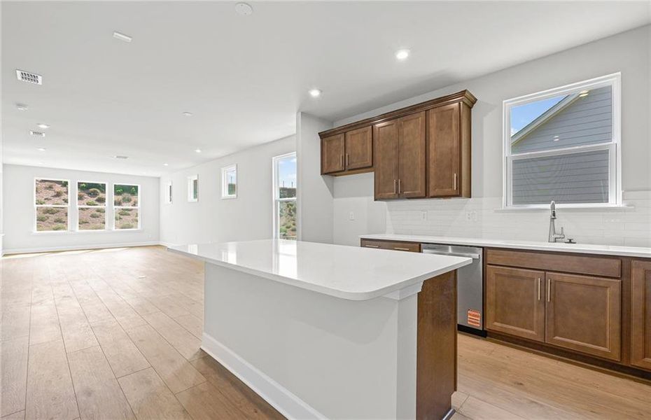Furnished interior view inside a new home in Del Webb at Lake Oconee, Greensboro (Image 6).
