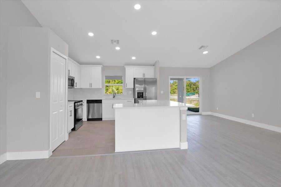 31-GG3A1277 31-GG3A1277