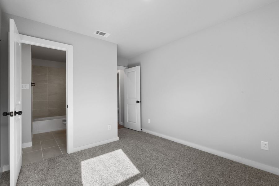 Representative unfurnished interior of a home built from the Sherwood by Cheldan Homes in Sunset Ridge, Keene (Image 57). Representative unfurnished interior of a home built from the Sherwood by Cheldan Homes in Sunset Ridge, Keene (Image 57).