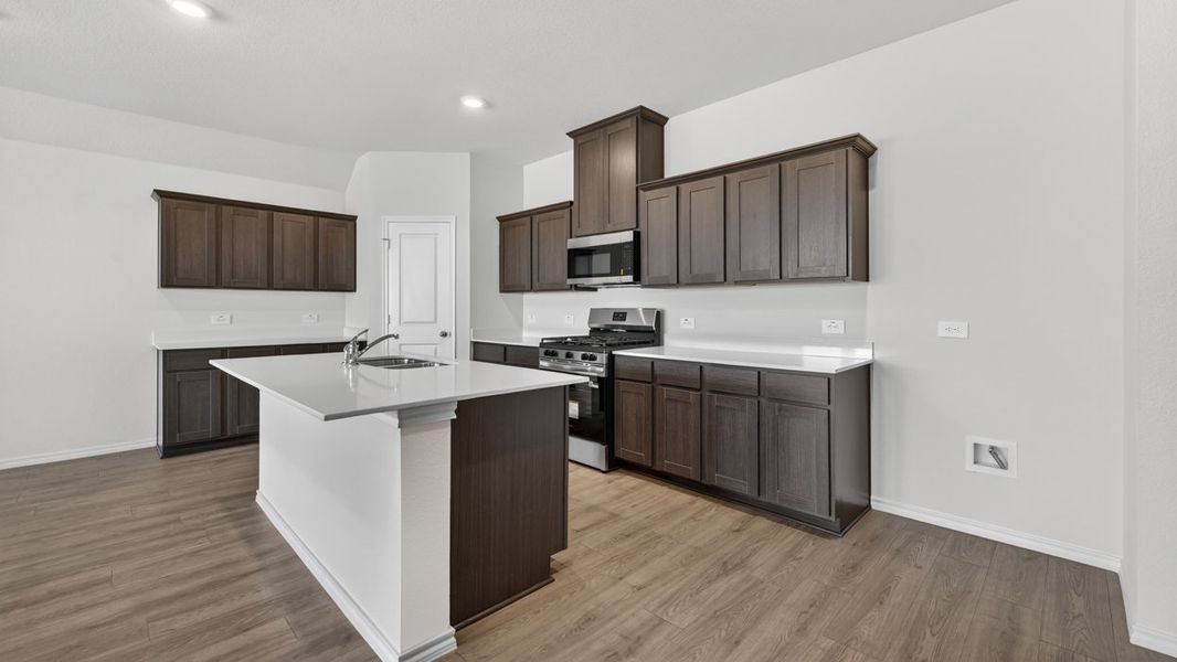 Representative furnished interior of a home built from the Egret by D.R. Horton in Windrose, Pilot Point (Image 4). Representative furnished interior of a home built from the Egret by D.R. Horton in Windrose, Pilot Point (Image 4).