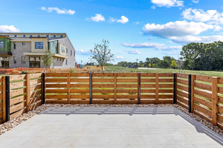 Exterior details and patio area of a home in Ten Mile Creek, Celina (Image 29).