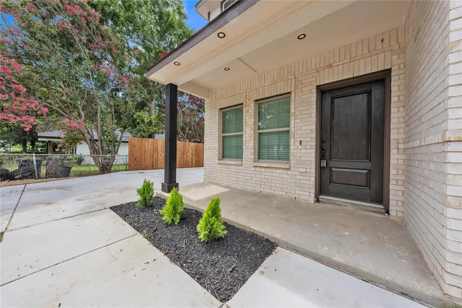 Exterior details and patio area of a home in , Fort Worth (Image 4). Exterior details and patio area of a home in , Fort Worth (Image 4).