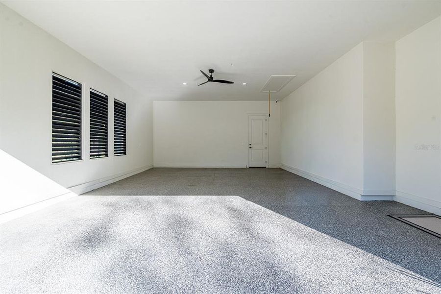 Spacious, unfurnished interior of a new home in , High Springs (Image 21).
