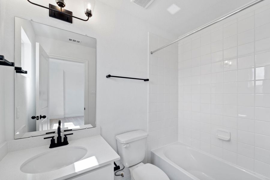 Note: Sample product photo. Actual exterior and interior selections may vary by homesite. Photo may be virtually staged