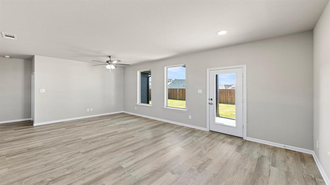 13. 3100 Areca - Dining (2) 13. 3100 Areca - Dining (2)