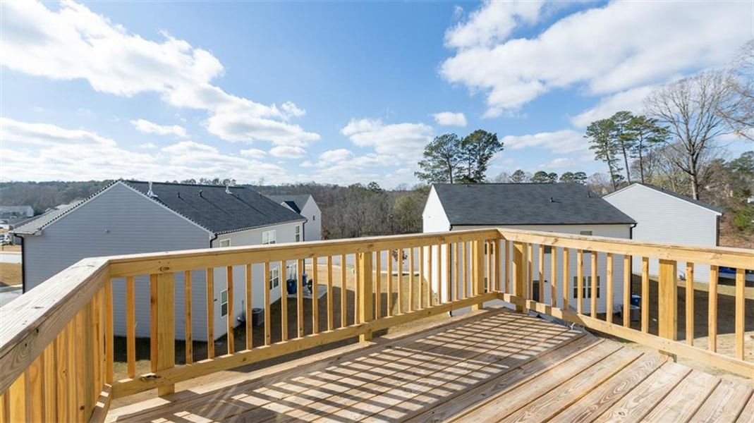 Exterior details and patio area of a home in Brooks Village, Dacula (Image 3).