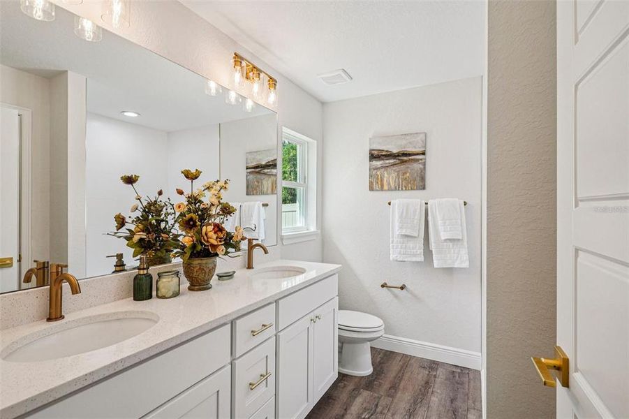 Furnished interior view inside a new home in , Citrus Springs (Image 50).