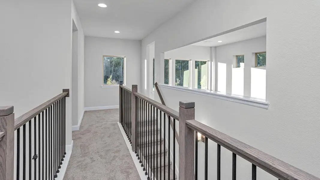 Spacious, unfurnished interior of a new home in Audubon, Magnolia (Image 10).