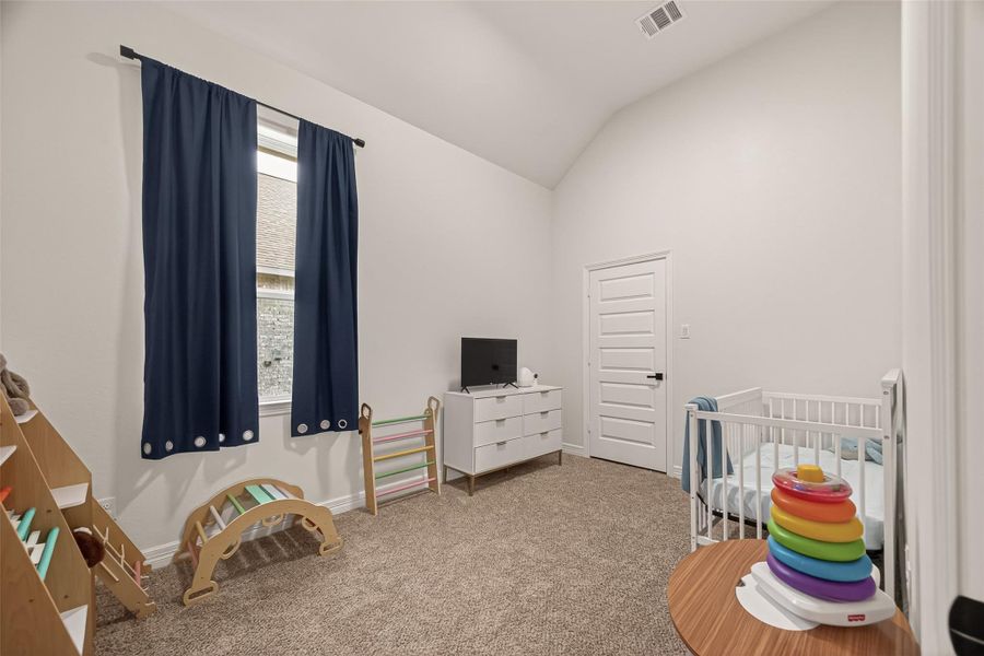 Furnished interior view inside a new home in , Anahuac (Image 29).