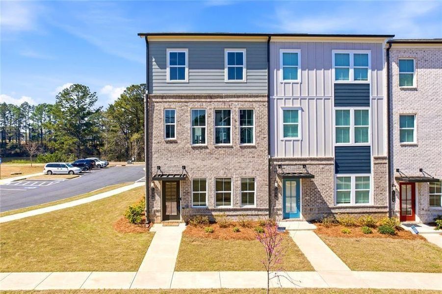 Image 28 of a home in Waverly at Buice Lake.