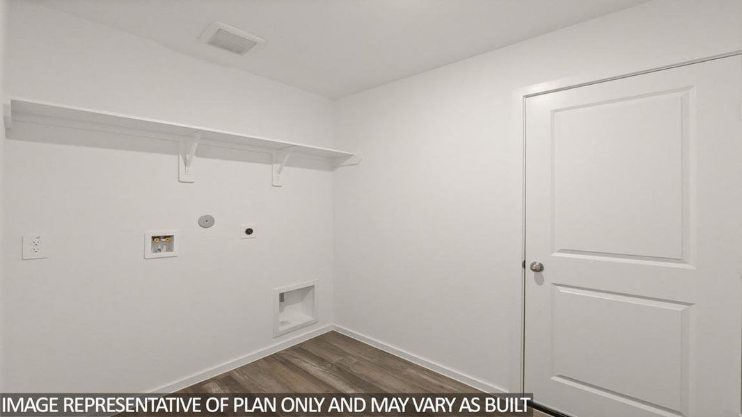 Spacious, unfurnished interior of a new home in The Canopies, Splendora (Image 19).