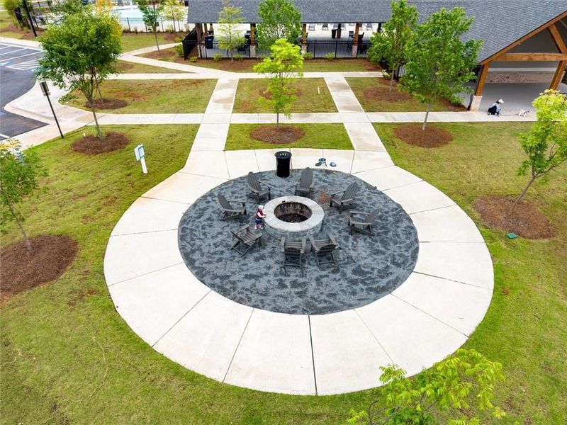 Community amenities in , Acworth (Image 48).
