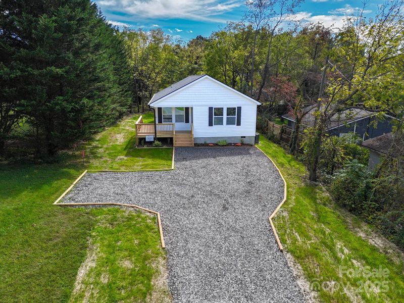 Image 41 of a home in .