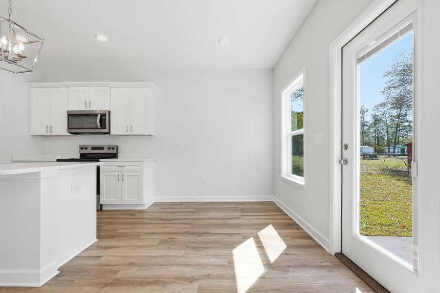 Spacious, unfurnished interior of a new home in , Crestview (Image 17).