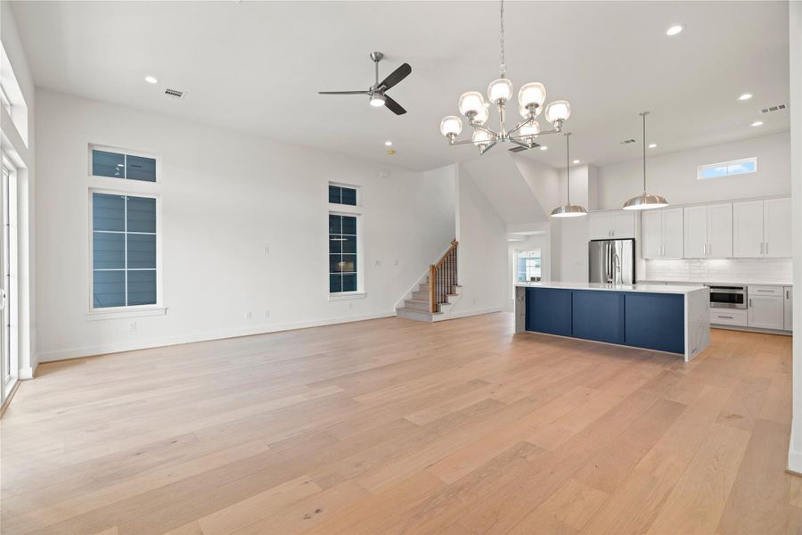 Spacious, unfurnished interior of a new home in , Houston (Image 23).