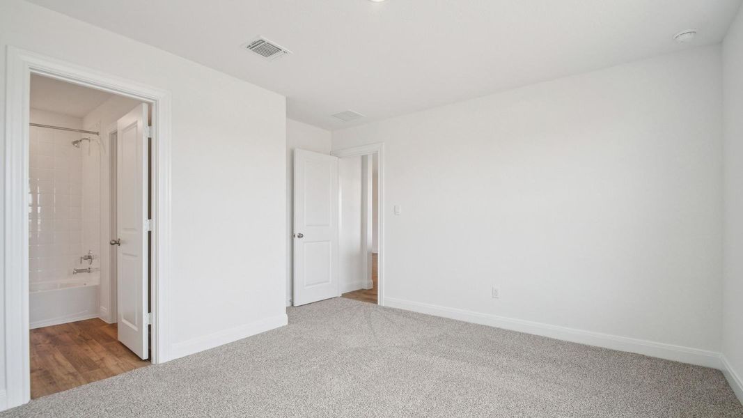 Spacious, unfurnished interior of a new home in Railhead, Cedar Creek (Image 18). Spacious, unfurnished interior of a new home in Railhead, Cedar Creek (Image 18).