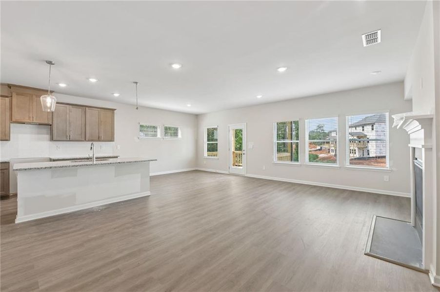Spacious, unfurnished interior of a new home in Martin Springs - Estate Series, Lawrenceville (Image 23).