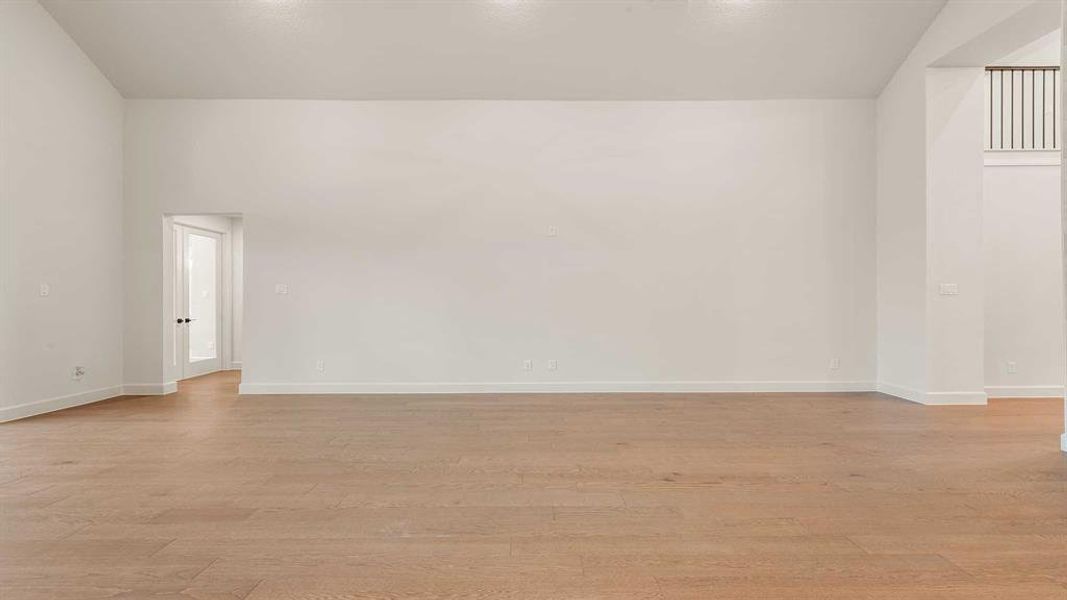 Spacious, unfurnished interior of a new home in Terraces, Rockwall (Image 24). Spacious, unfurnished interior of a new home in Terraces, Rockwall (Image 24).