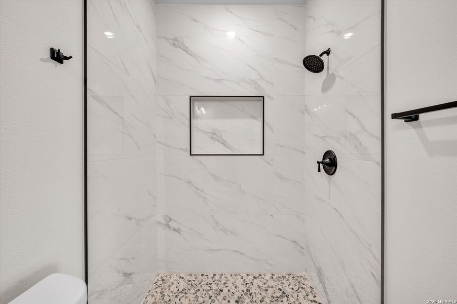 Image 25 of a home in .